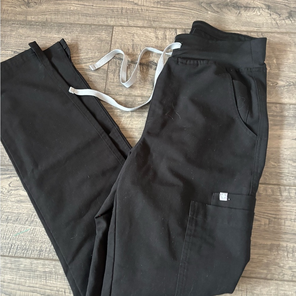 Women’s Black scrub pants XS tall